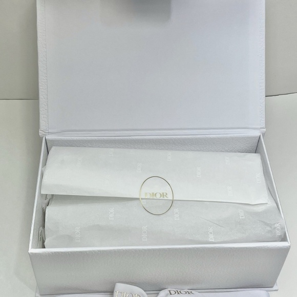Dior Gift Box Storage Empty 8.9" x 5.5" x 3" Ribbon Tissue w. Shipping Box NEW - Picture 7 of 9